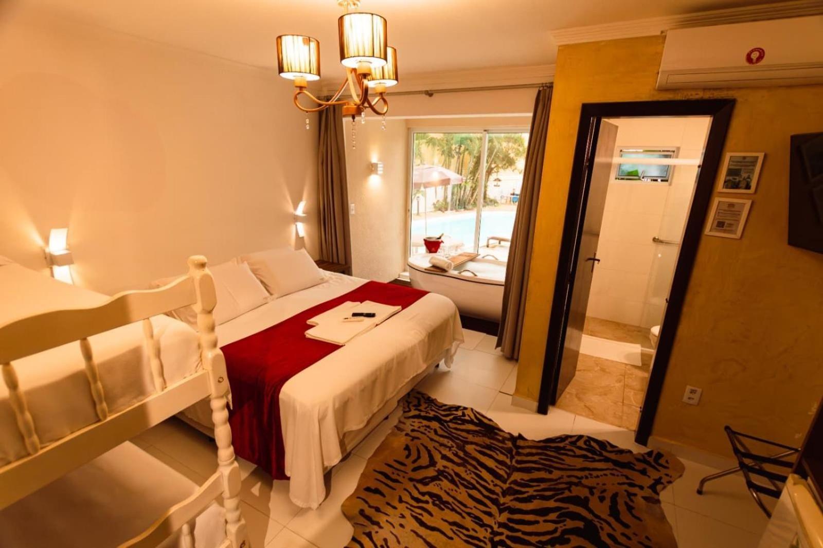 Hotel Cabana Suica Guaratuba Ruang foto
